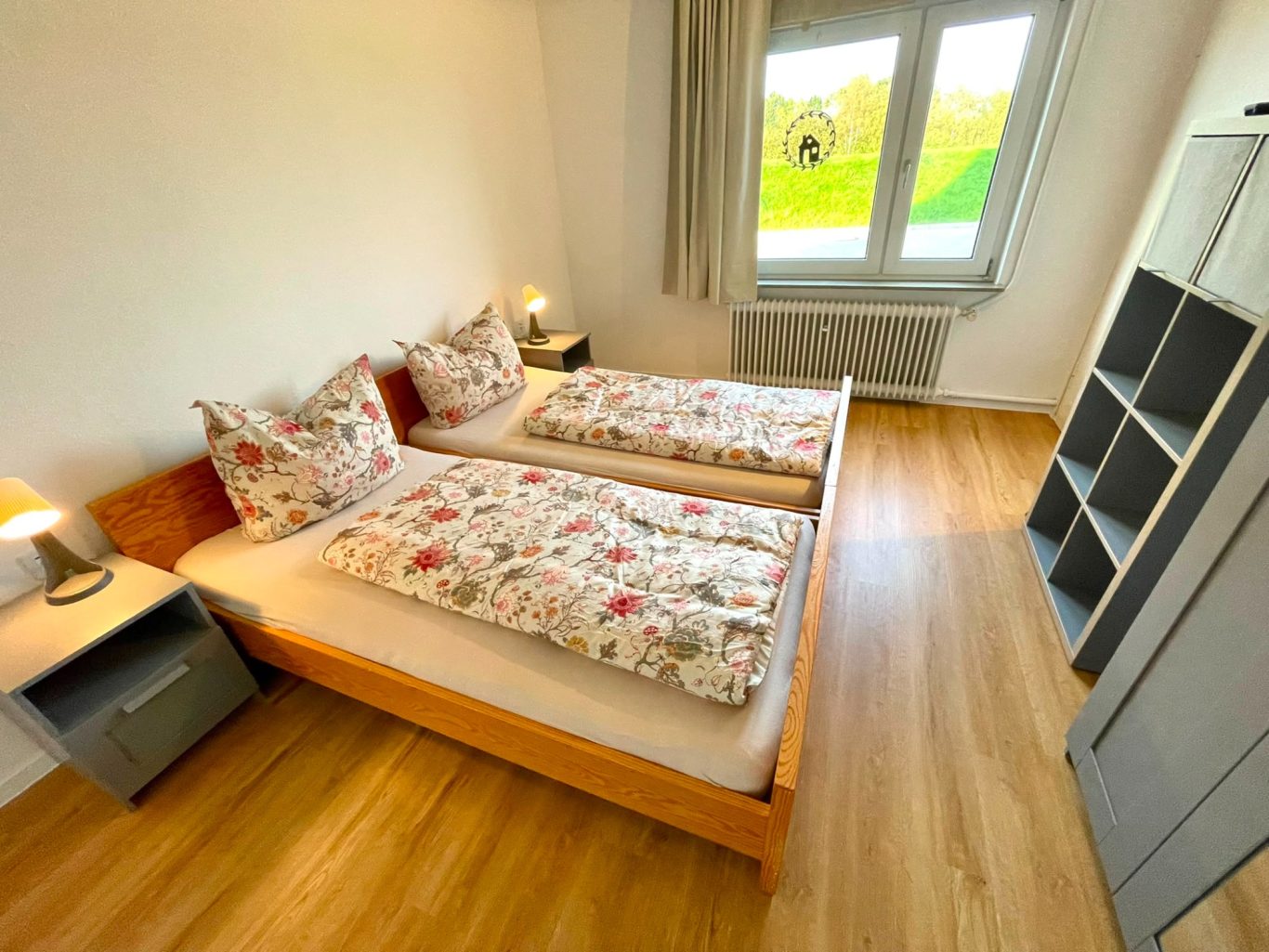 Schlafzimmer - EG. Schlafzimmer mit Ehebett